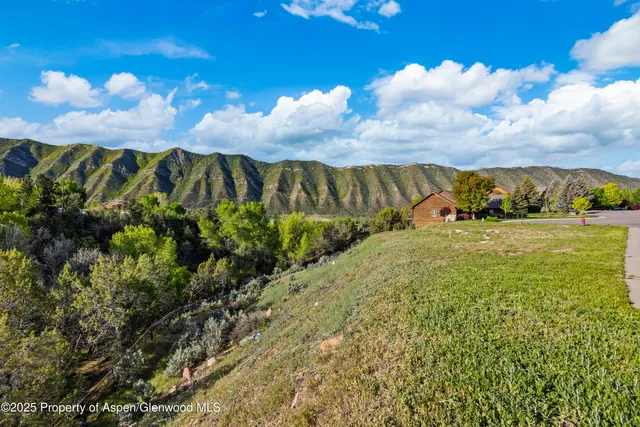 a view of an outdoor space with a lake view