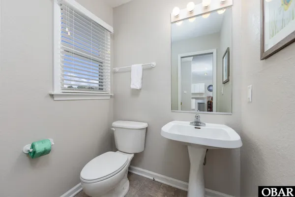 $749,900 | 841 Golden Bluff Way, Corolla, NC 27927