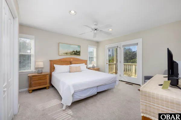 $749,900 | 841 Golden Bluff Way, Corolla, NC 27927