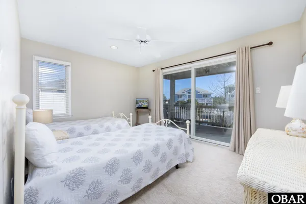 $749,900 | 841 Golden Bluff Way, Corolla, NC 27927