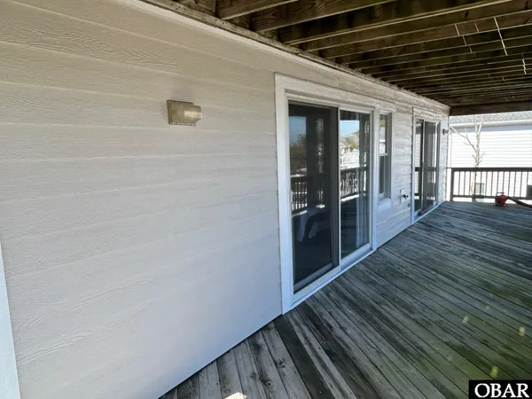 $749,900 | 841 Golden Bluff Way, Corolla, NC 27927