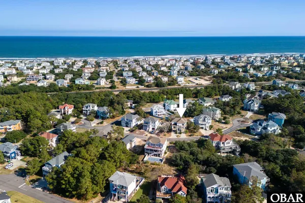 $749,900 | 841 Golden Bluff Way, Corolla, NC 27927