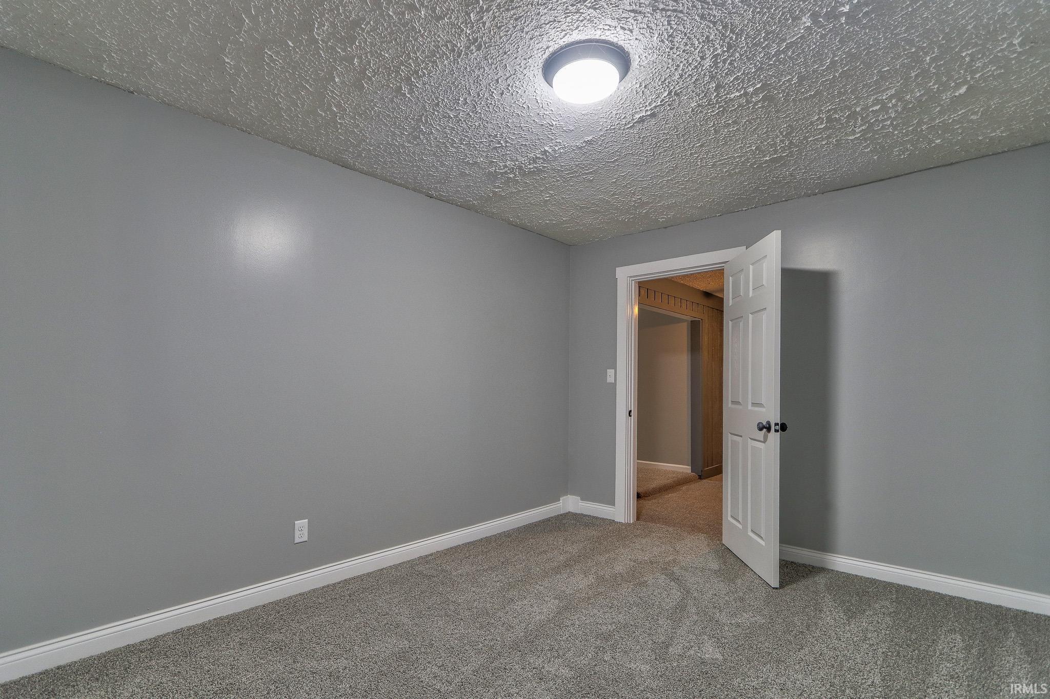 4813 Sherbrooke Road Evansville, IN 47710 - Photo 20 of 31