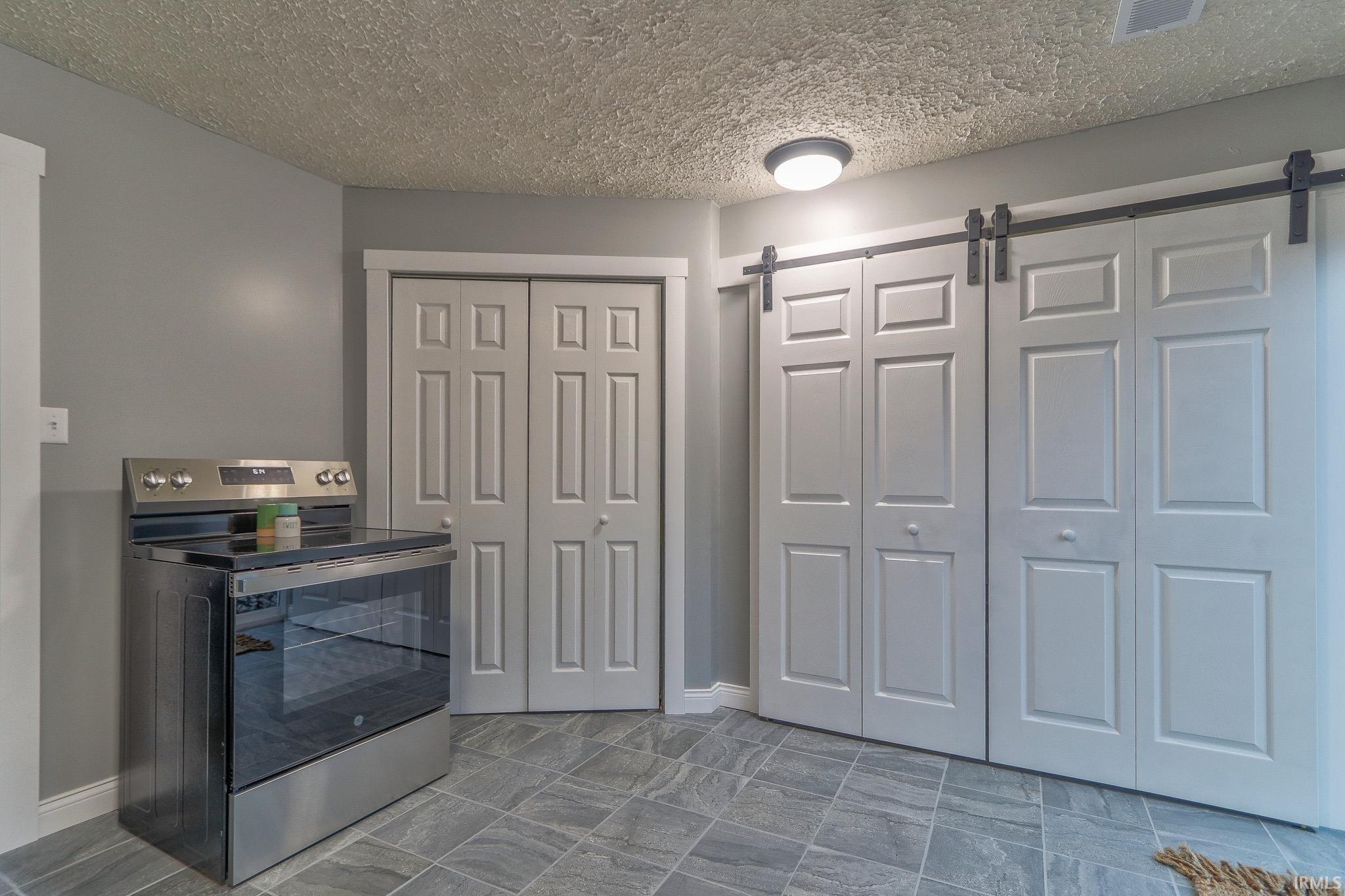 4813 Sherbrooke Road Evansville, IN 47710 - Photo 10 of 31