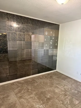 $2,600 | 18764 Consul Avenue, Corona, CA 92881