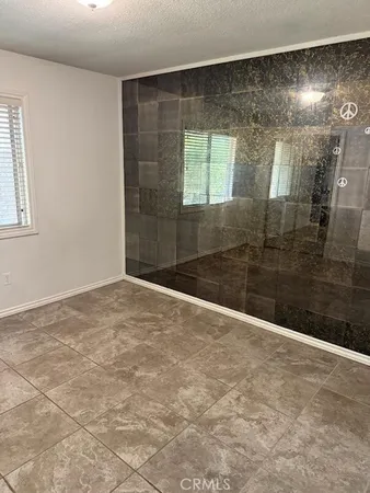 $2,600 | 18764 Consul Avenue, Corona, CA 92881