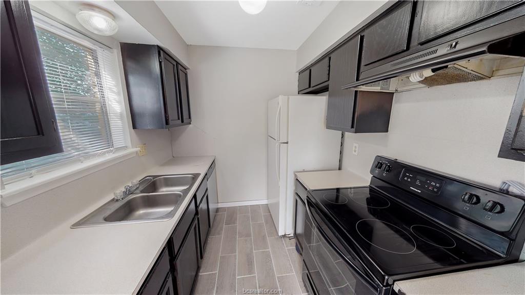 1600 Elizabeth Circle, Unit B Bryan, TX 77802 - Photo 6 of 10