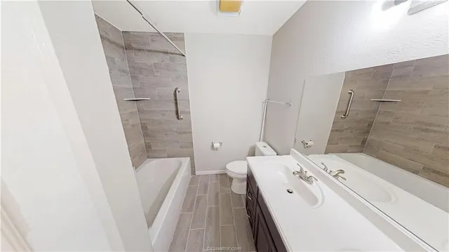 $1,250 | 1600 Elizabeth Circle, Unit B, Bryan, TX 77802