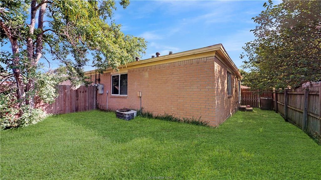 1600 Elizabeth Circle, Unit B Bryan, TX 77802 - Photo 10 of 10