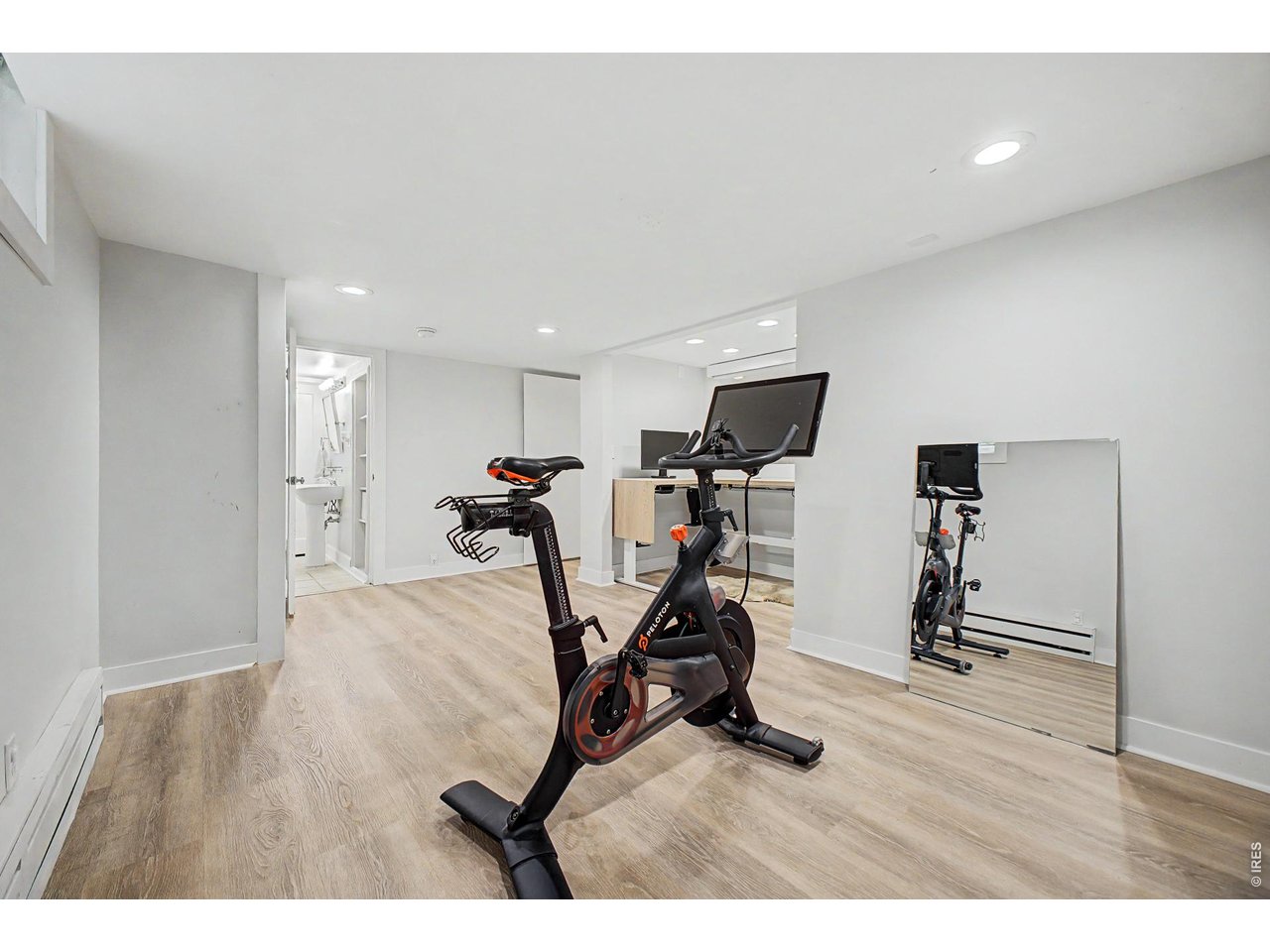 910 South Euclid Way Denver, CO 80209 - Photo 32 of 48