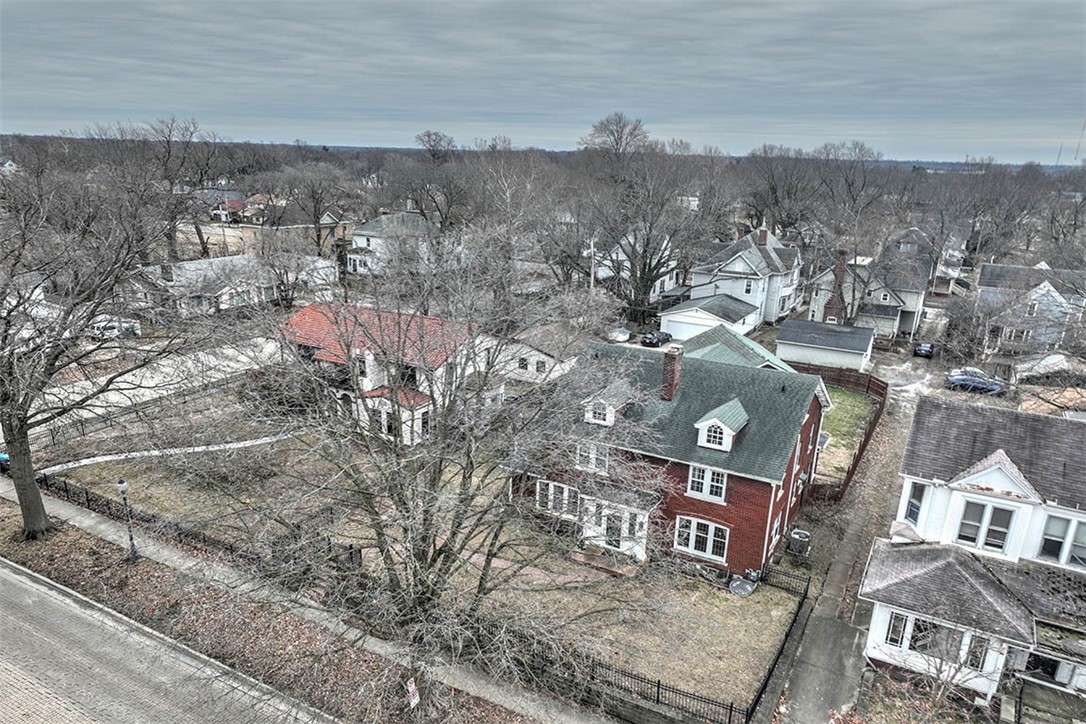 815 West Main Street Decatur, IL 62522 - Photo 3 of 32
