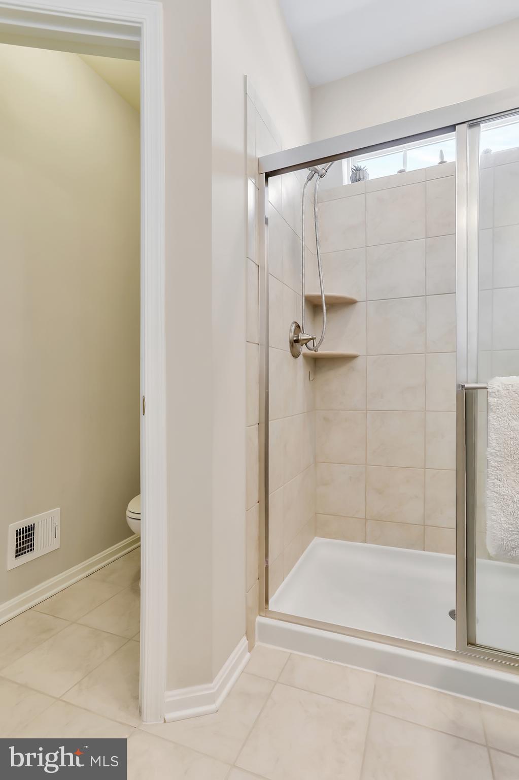 4632 Cambria Road Frederick, MD 21703 - Photo 19 of 41 Master Bath