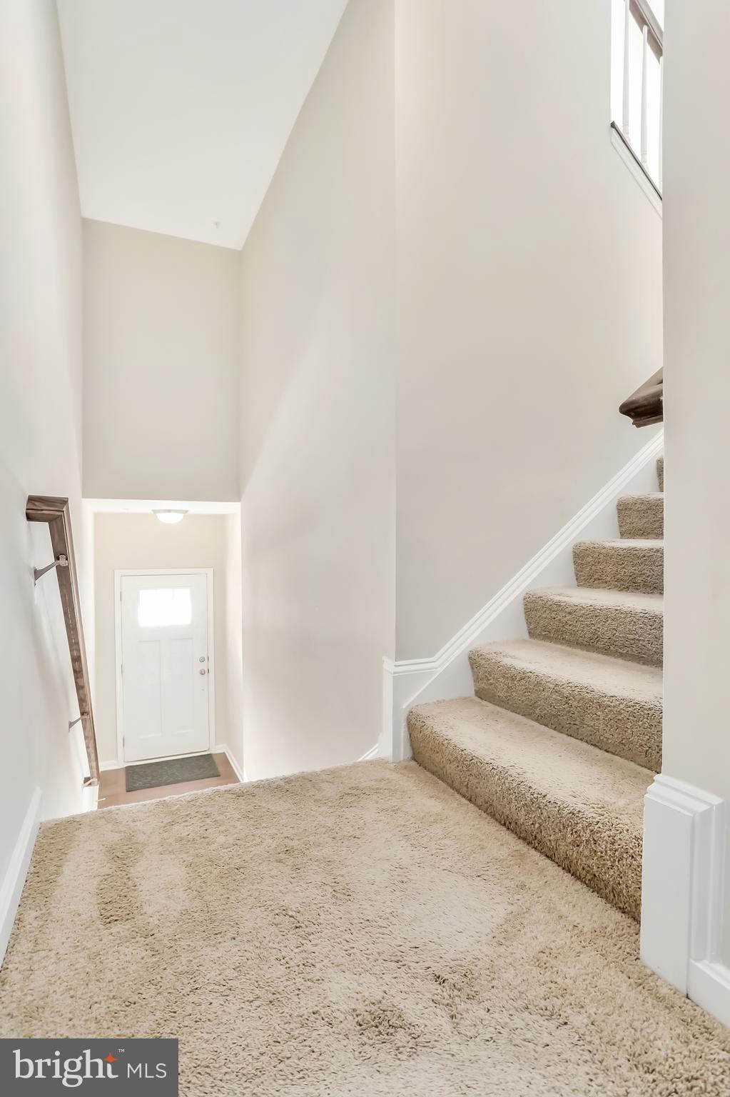4632 Cambria Road Frederick, MD 21703 - Photo 30 of 41 Hallway