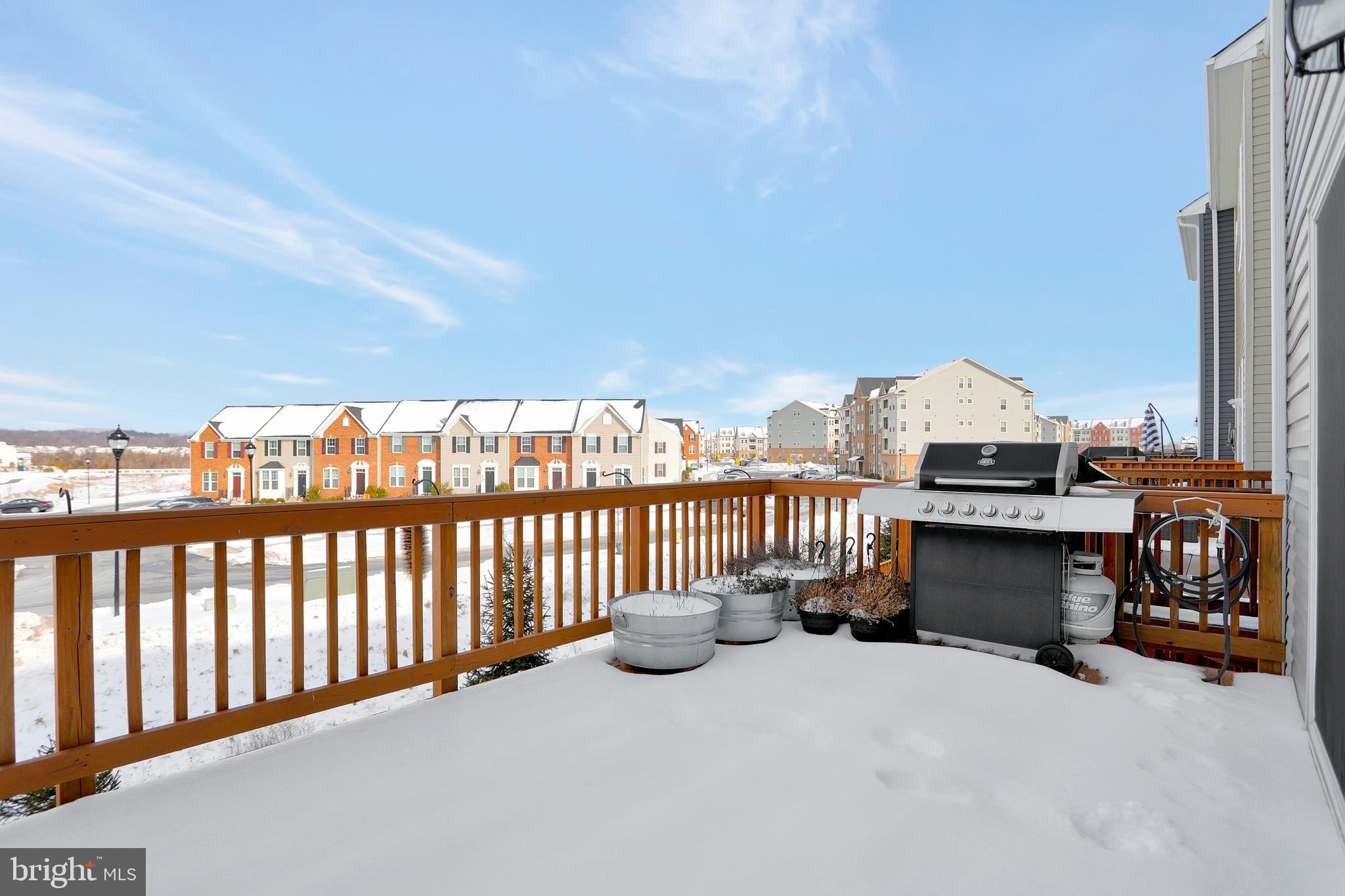4632 Cambria Road Frederick, MD 21703 - Photo 31 of 41 Large Rear Deck