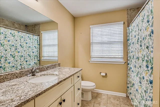 $4,400 | 169 Metuchen Avenue, Woodbridge, NJ 07095