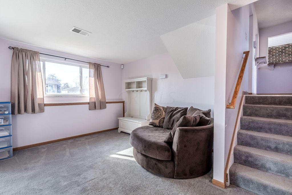 1754 Ripplebrook Road Columbus, OH 43223 - Photo 28 of 32 Gallery Image 28