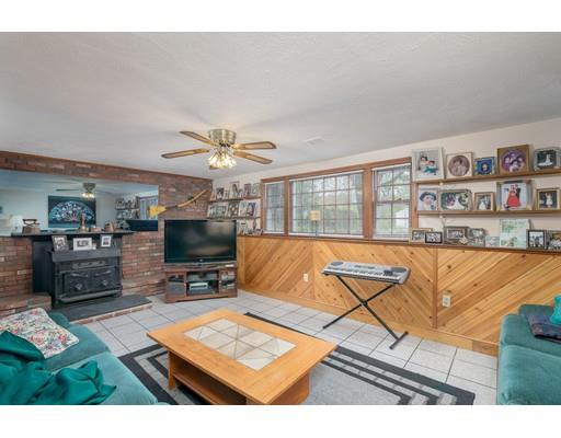 25 Ruthellen Road Hudson, MA 01749 - Photo 17 of 18 Gallery Image 17