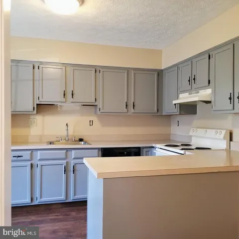 $2,795 | 1506 Virginia Court, Marlton, NJ 08053