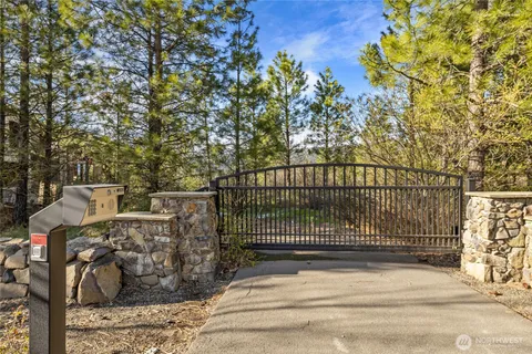 $850,000 | 391 Big Hill Drive, Cle Elum, WA 98922