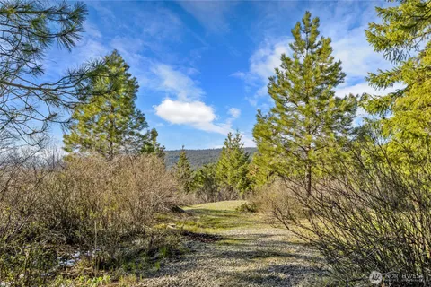 $850,000 | 391 Big Hill Drive, Cle Elum, WA 98922