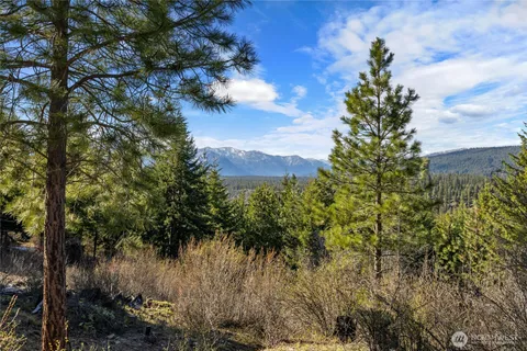 $850,000 | 391 Big Hill Drive, Cle Elum, WA 98922