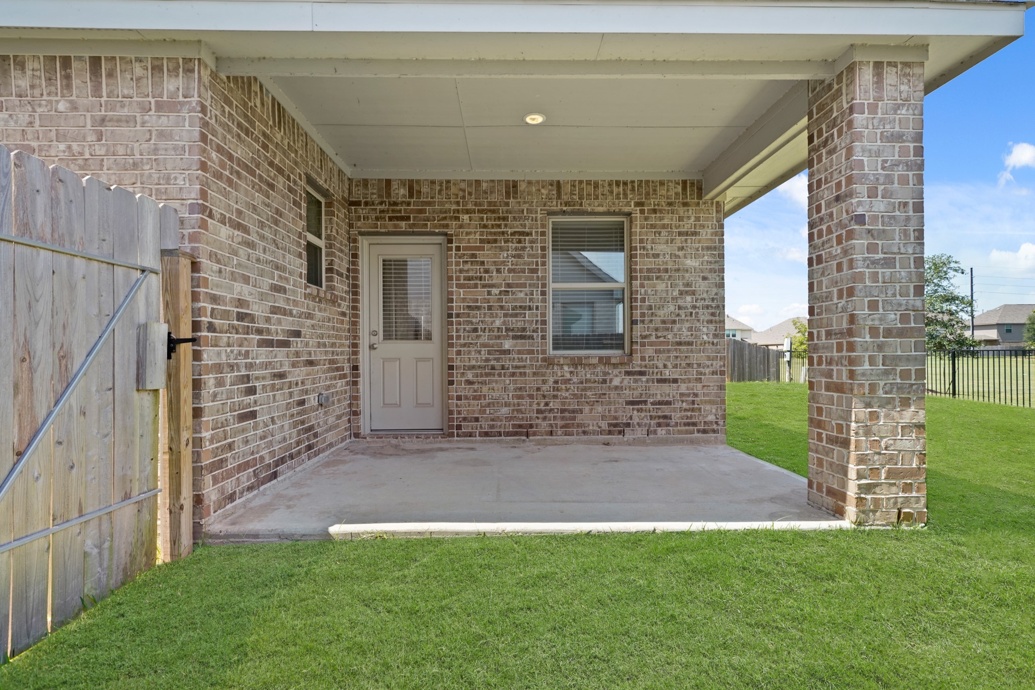 6010 Kolle Drive Rosenberg, TX 77471 - Photo 40 of 45 a view of backyard with plants