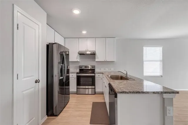 $1,600 | 1923 Goldfinch, New Braunfels, TX 78130