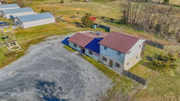 $379,000 | 8310 East Andrew Johnson Highway, Chuckey, TN 37641