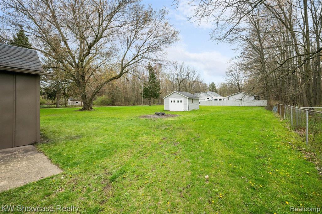 18070 Savage Road Belleville, MI 48111 - Photo 22 of 24