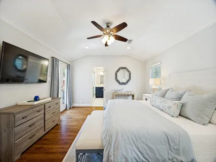 $775,000 | 6127 Ravendale Lane, Dallas, TX 75214