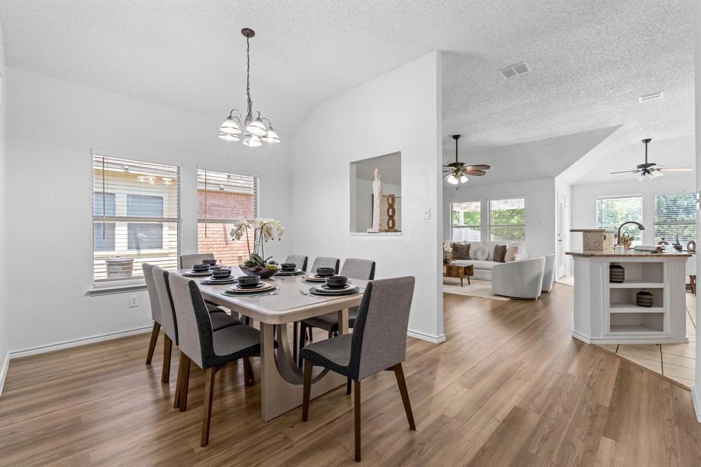 1132 Single Tree Drive Forney, TX 75126 - Photo 7 of 29 Gallery Image 7