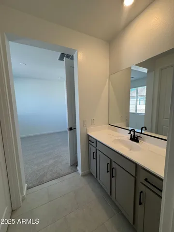 $2,695 | 26425 North 24th Glen, Phoenix, AZ 85085