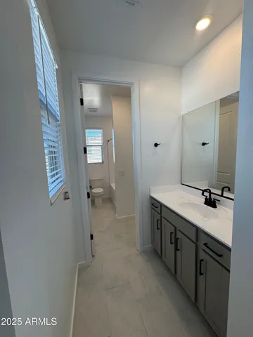 $2,695 | 26425 North 24th Glen, Phoenix, AZ 85085