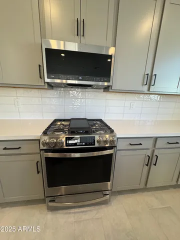 $2,695 | 26425 North 24th Glen, Phoenix, AZ 85085