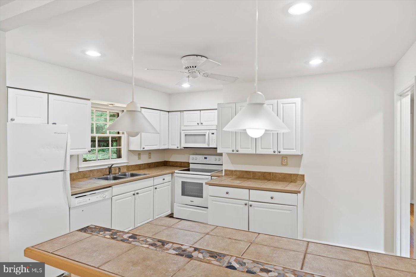 207 Ridgemore Street Fredericksburg, VA 22405 - Photo 20 of 35