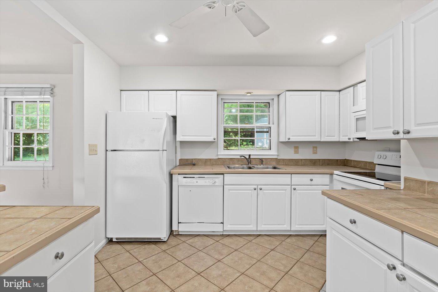 207 Ridgemore Street Fredericksburg, VA 22405 - Photo 25 of 35