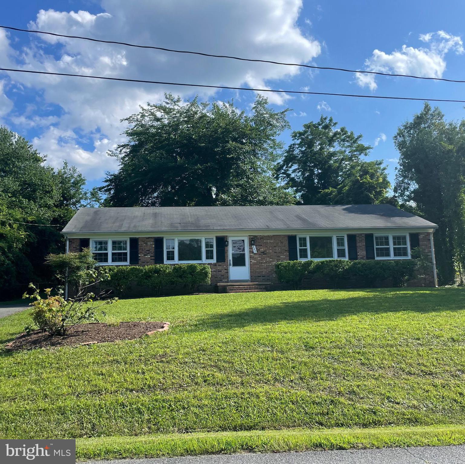 207 Ridgemore Street Fredericksburg, VA 22405 - Photo 3 of 35