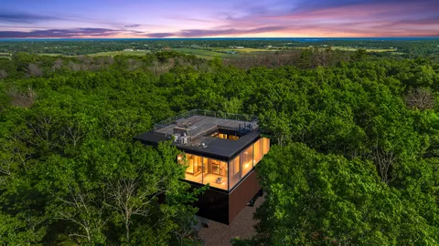 $7,875,000 | 1052 Noyac Path, Water Mill, NY 11976