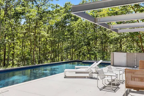 $7,875,000 | 1052 Noyac Path, Water Mill, NY 11976