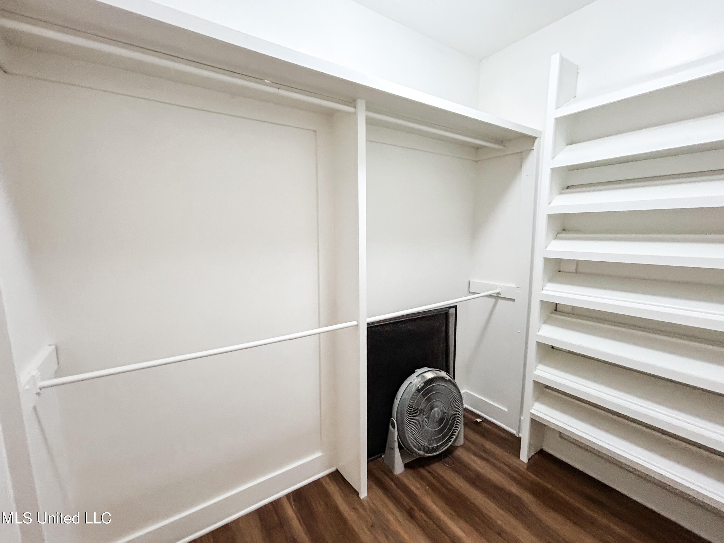 1611 Florence-Byram Road Florence, MS 39073 - Photo 12 of 46 IMG_4680