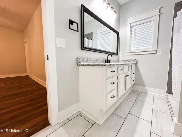 $299,000 | 1611 Florence-Byram Road, Florence, MS 39073