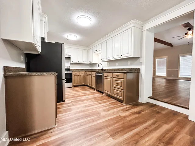 $299,000 | 1611 Florence-Byram Road, Florence, MS 39073