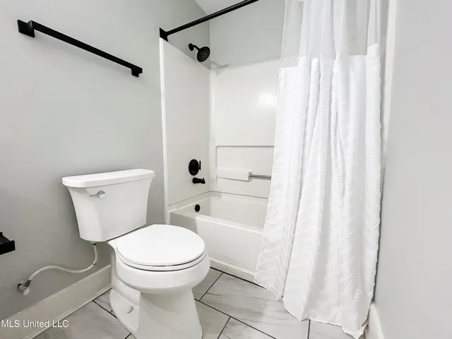 $299,000 | 1611 Florence-Byram Road, Florence, MS 39073