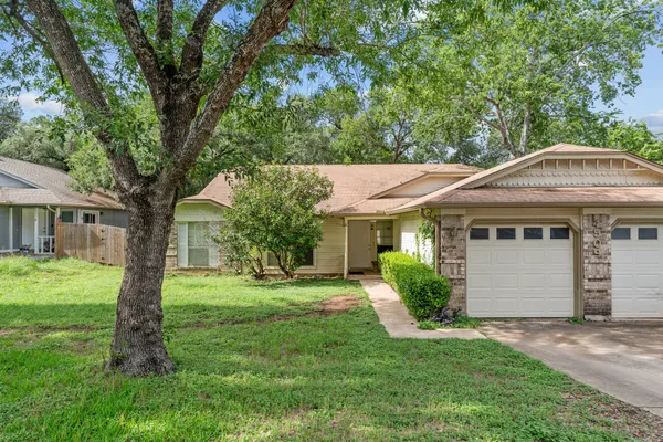 $1,600 | 4509 Brown Bark Place, Unit B, Austin, TX 78727