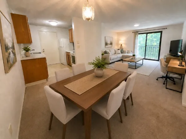$289,000 | 25 Village Rock Lane, Unit 12, Natick, MA 01760