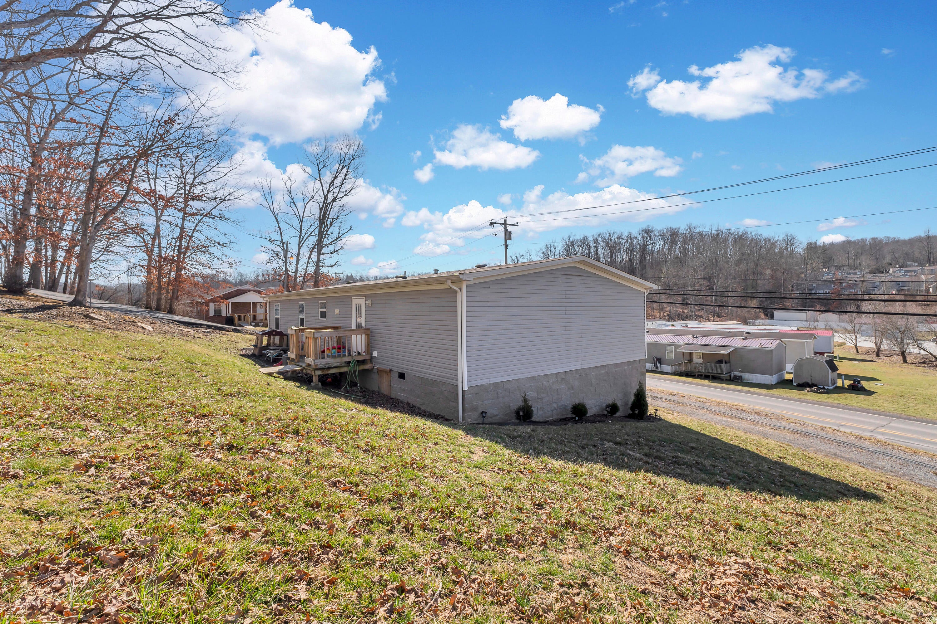 1013 Arbuckle Road Tour