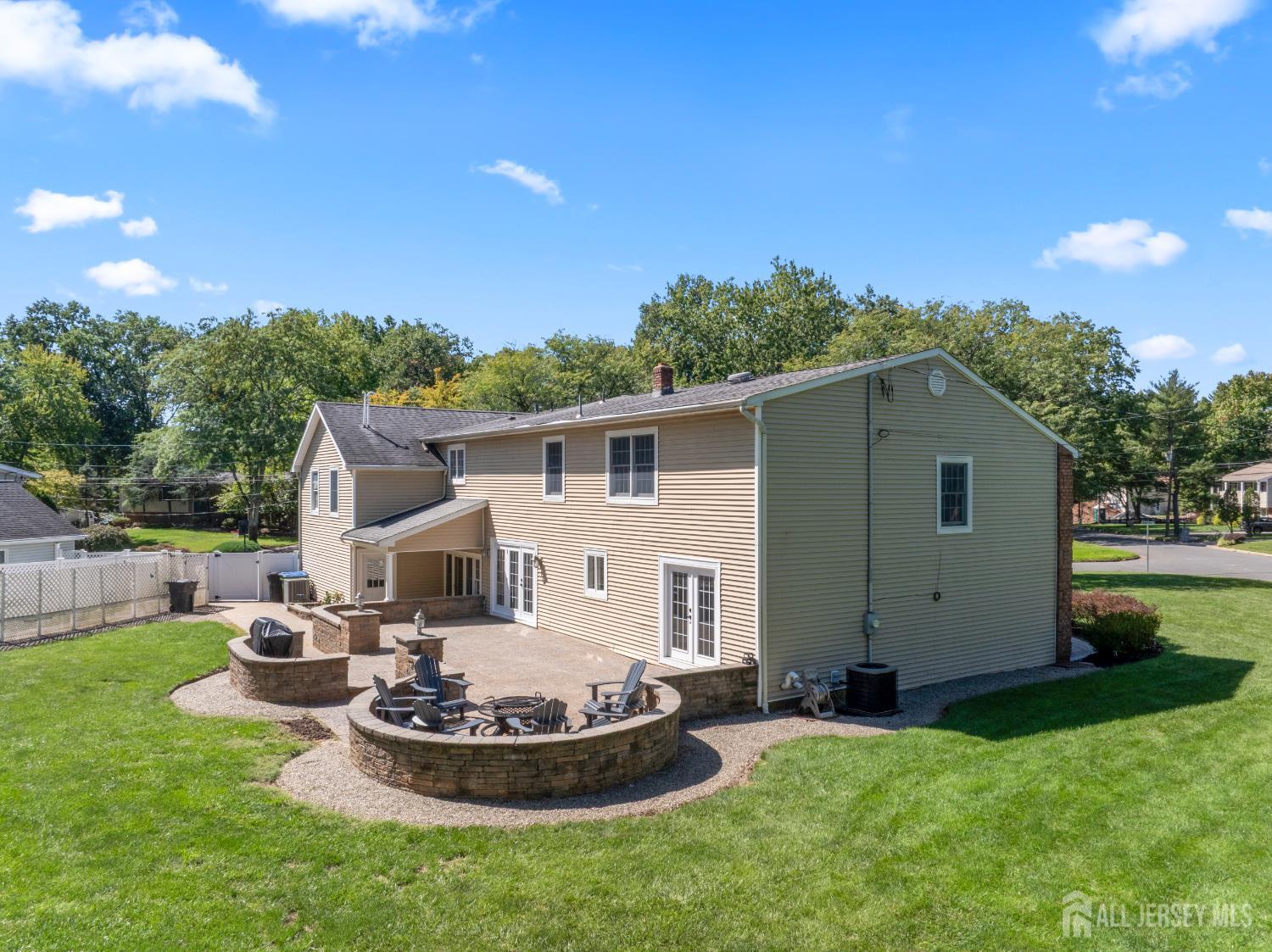 19 Bradford Road Edison, NJ 08820 - Photo 57 of 76 Gallery Image 57