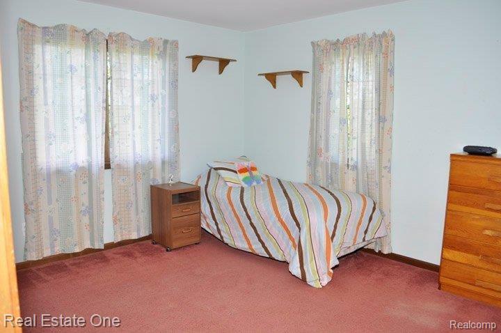 6248 Challis Road Brighton, MI 48116 - Photo 13 of 24 Bedroom 2