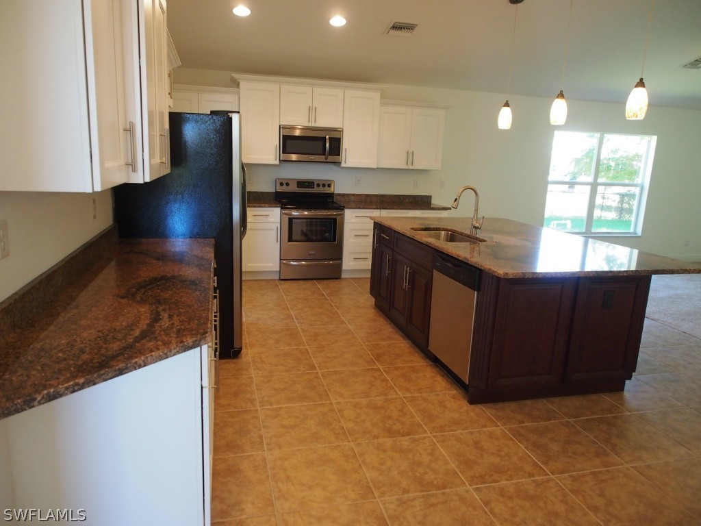 18201 Hepatica Road Fort Myers, FL 33967 - Photo 6 of 24 Gallery Image 6