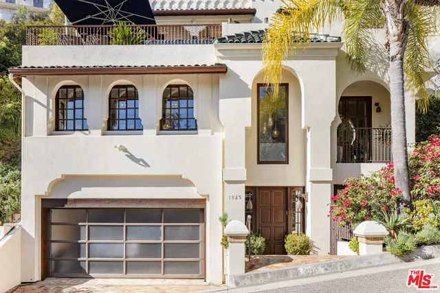 $2,295,000 | 1925 Curson Place, Los Angeles, CA 90046